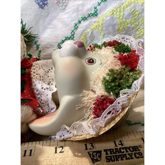 VINTAGE 1993 HOUSE OF LLOYD CHRISTMAS AROUND THE WORLD FLOSSIE BUNNY 15" - Picture 10 of 11